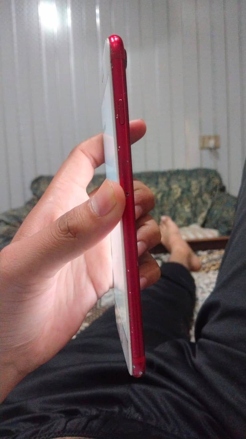Apple iPhone 7 Plus 1