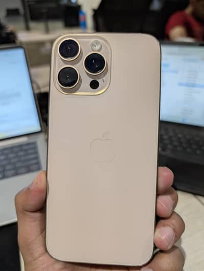 Apple iPhone 16 Pro Max 256 Gb only back change