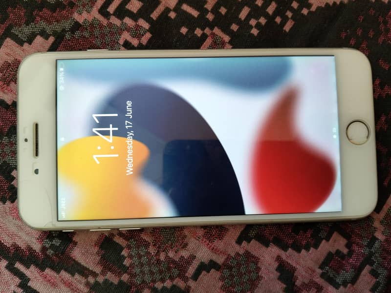 Apple iPhone 7puls 0