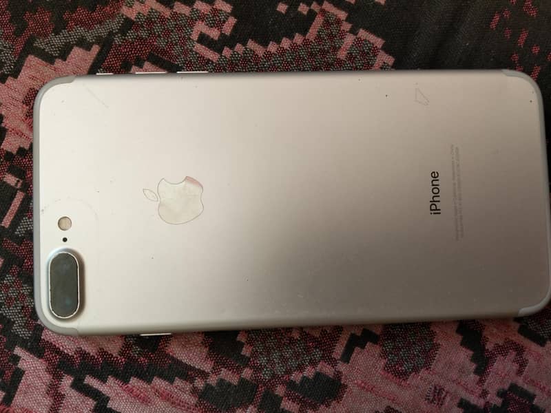 Apple iPhone 7puls 1