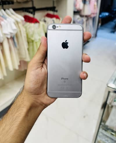 Apple iPhone 6S