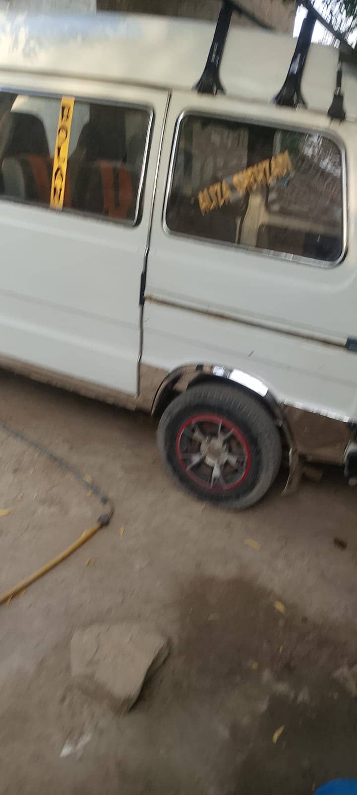 Suzuki Bolan 2000 Model 8