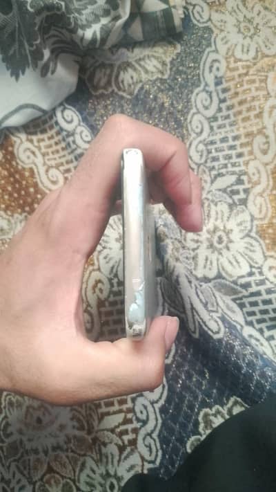Samsung Galaxy j8