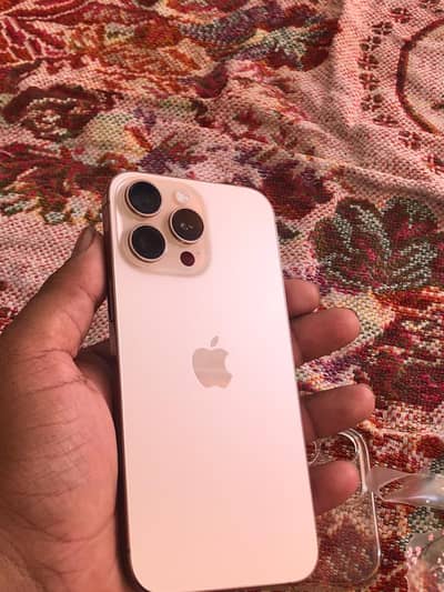 Apple iPhone 16 Pro Max