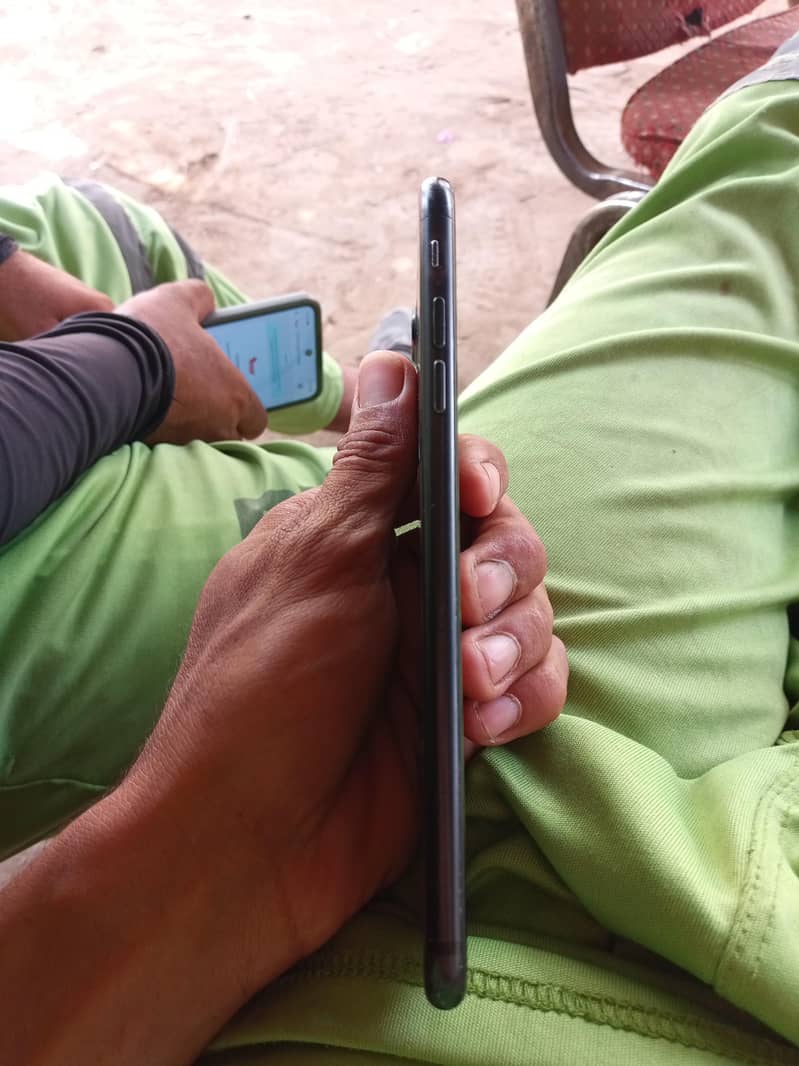 Apple iPhone 7 Plus 2