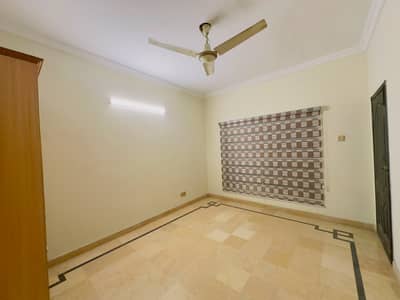 1 bedroom attached bathrooms kitchen tv lounge drawing room