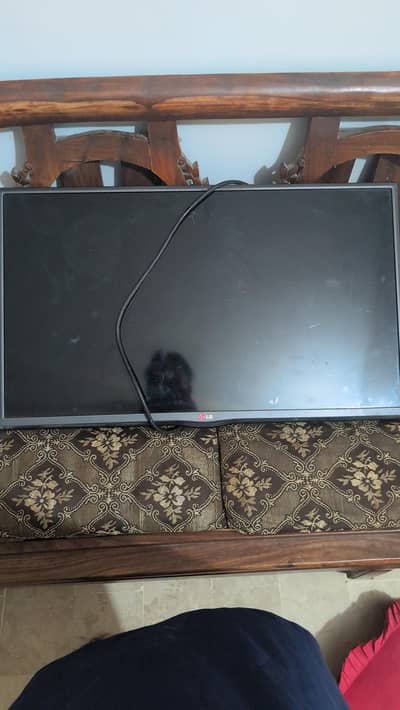 LG led 32 inches