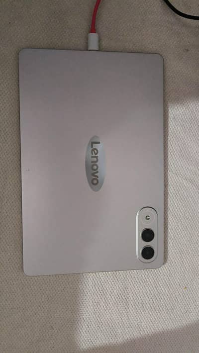 Lenovo yoga TAB snapdragon 8 Gen 3 120FPS