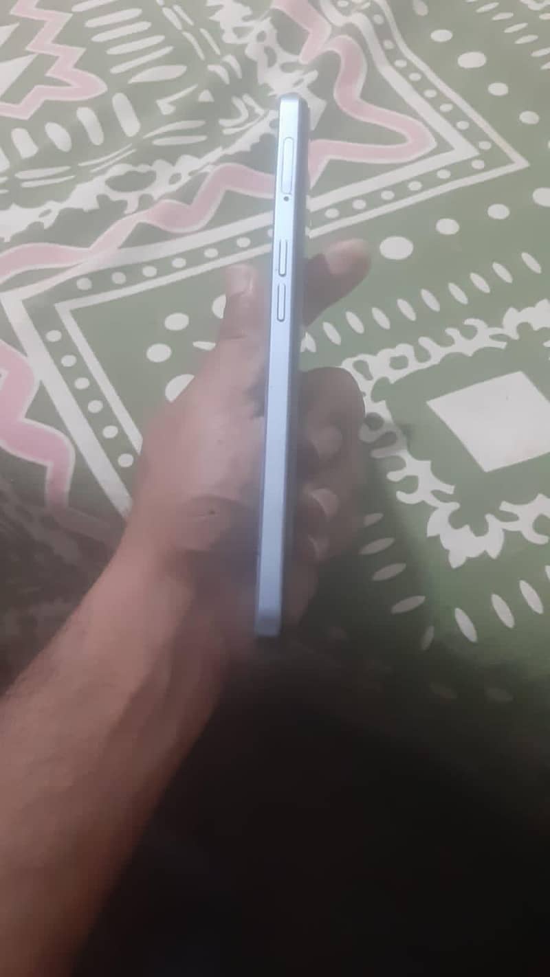 OPPO A57 3
