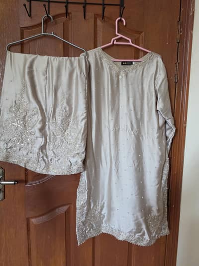 Silk pre loved 3 piece suit