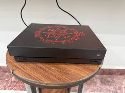 6month used Xbox one x argent sale
