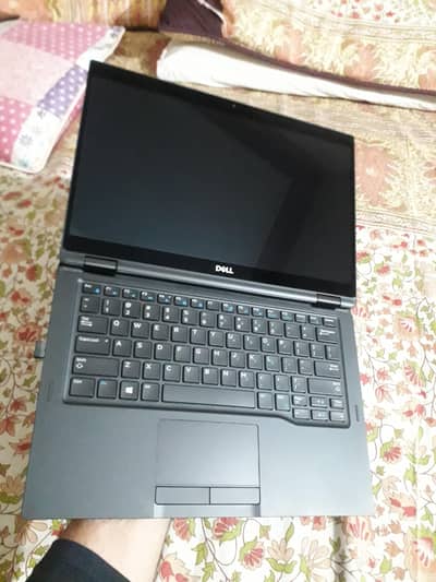 Dell Latitude 7390 (2 in 1) 360° Rotatable Touch & Type