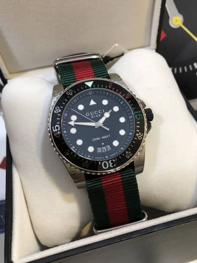 GUCCI-DIVE MODEL-ORIGINAL NEW WATCH-SEIKO TISSOT CITIZEN CASIO ARMANI