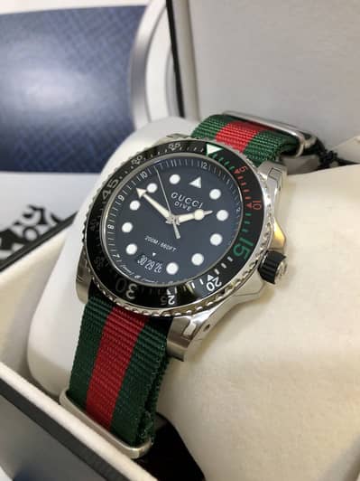 GUCCI-DIVE MODEL-ORIGINAL NEW WATCH-SEIKO TISSOT CITIZEN CASIO ARMANI