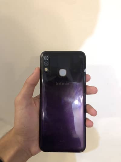 Infinix Hot 8 Lite
