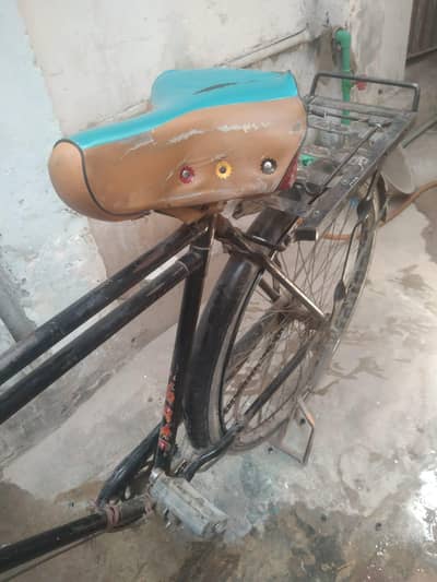 Bicycle  for sale in good condition.