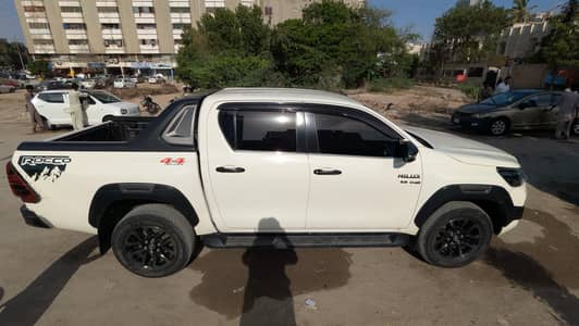 Toyota Hilux 2023