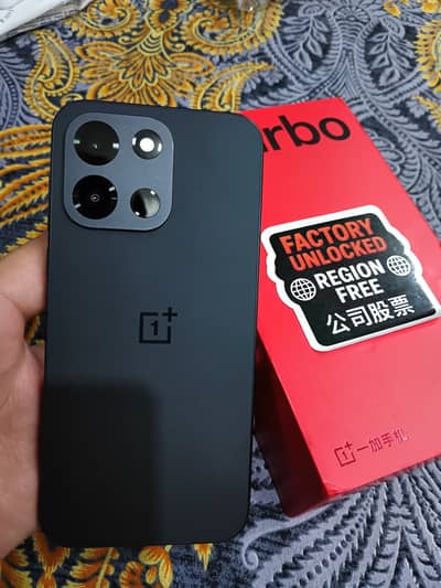 One Plus Turbo 6 (16 +12) Ram 256 Rom (165 Fps)