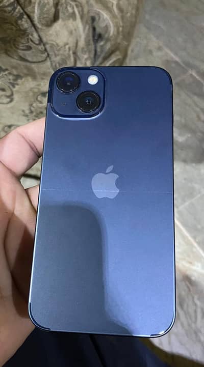 Apple iPhone 13