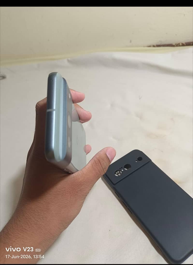 Google Pixel 8a 2