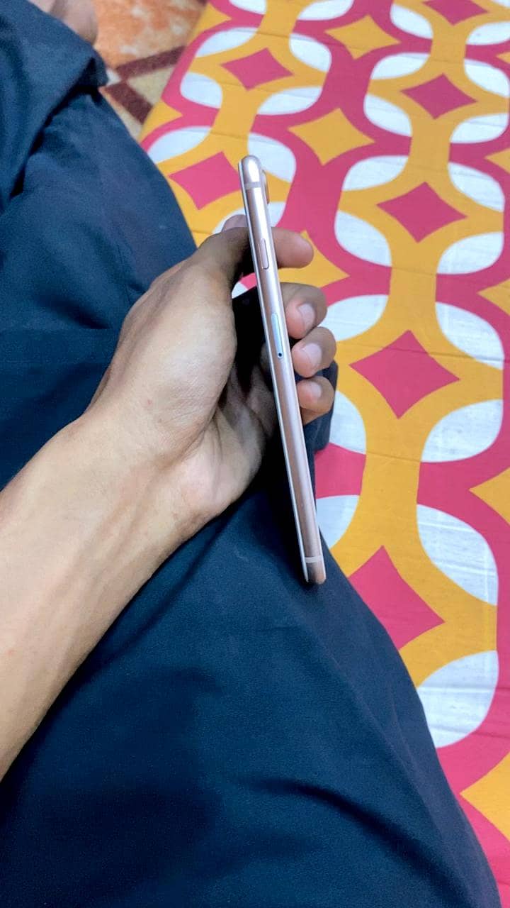 Apple iPhone 8 Plus 16