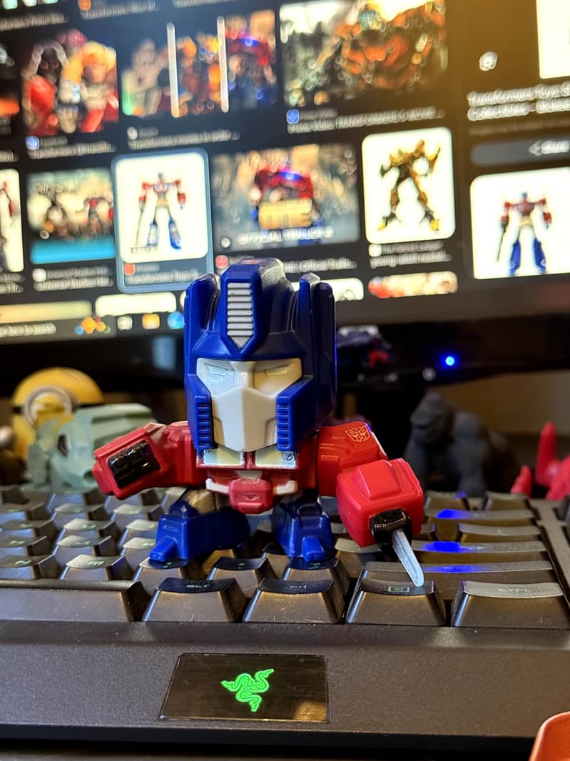 MINI FIGURES 9