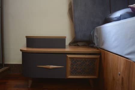 Bed For Sale Set Included ( without mattress)