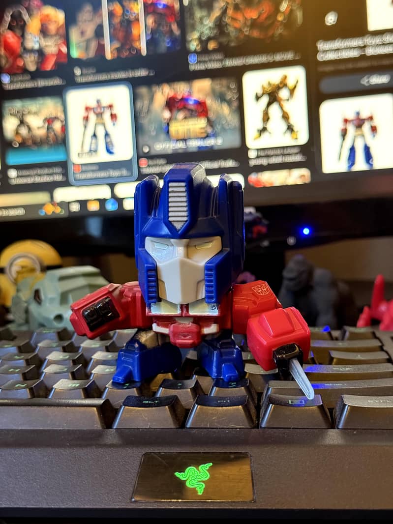 MINI FIGURES 5
