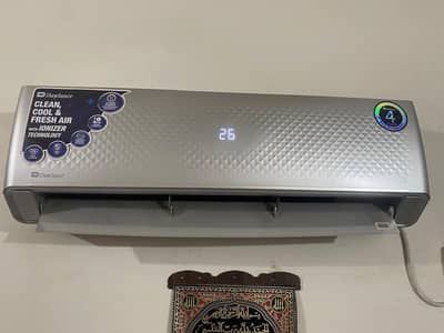 Dawlance ac inverter 1.5 tons new condition  contact num 03044177874