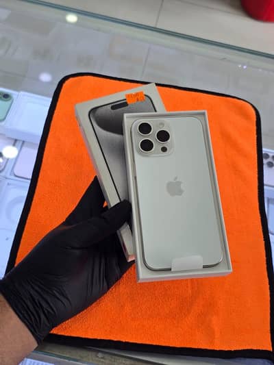 15 Pro Max jv 256gb