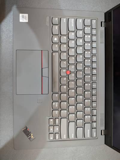 Lenovo X1 Carbon i7 10Gen 16 GB RAM 256 GB SSD with Box.