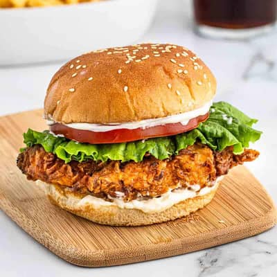 fastfood ky chote se setup ky liye helper ki zarort hai s