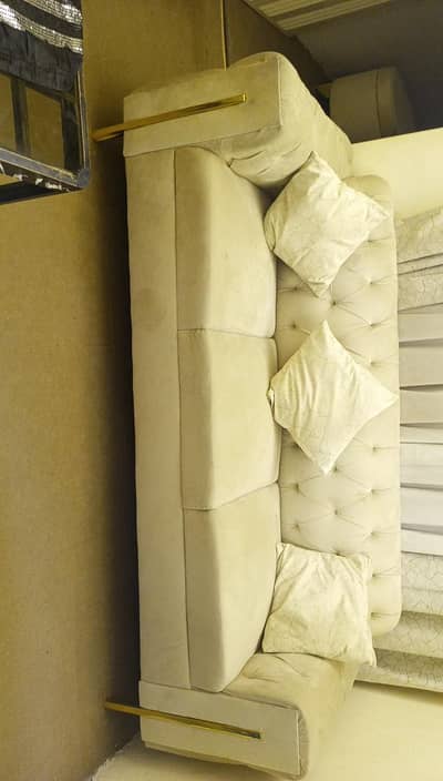 Beautiful 6Seater Sofa