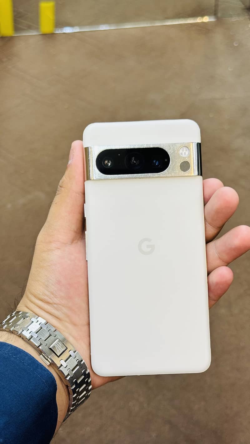 Google Pixel 8 Pro 0