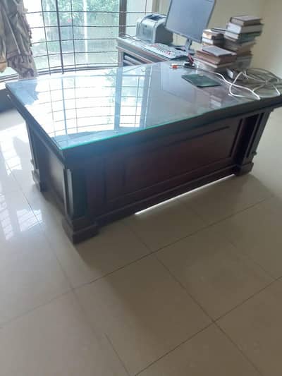 Table/wooden tables/office table/executive table