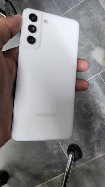 SAMSUNG S21 FE