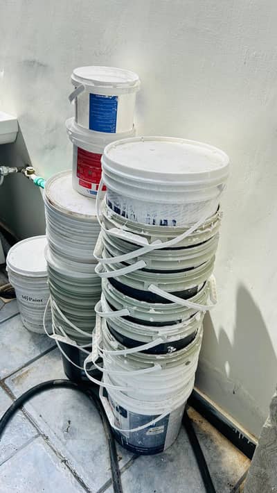 Empty Buckets 16 Drumi and 3 gallon