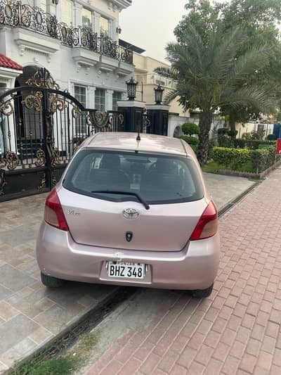 Toyota Vitz 1.0 f