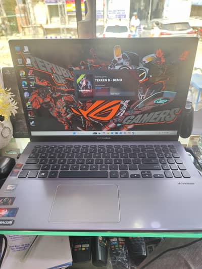 ASUS VIVOBOOK ULTRA i7 Touch Gaming