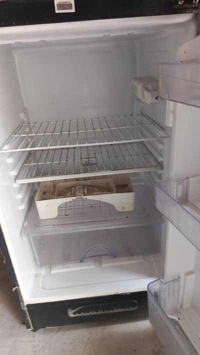 Dawlance refrigerator used