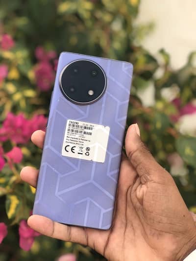 Tecno CAMON 30S
