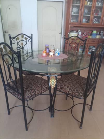 Round Glass-top Dining table+ chairs