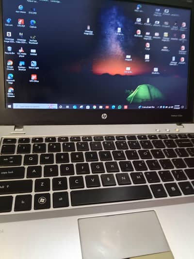corei5, 8gb ram, 128gb SSD. WhatsApp number: 03175004811