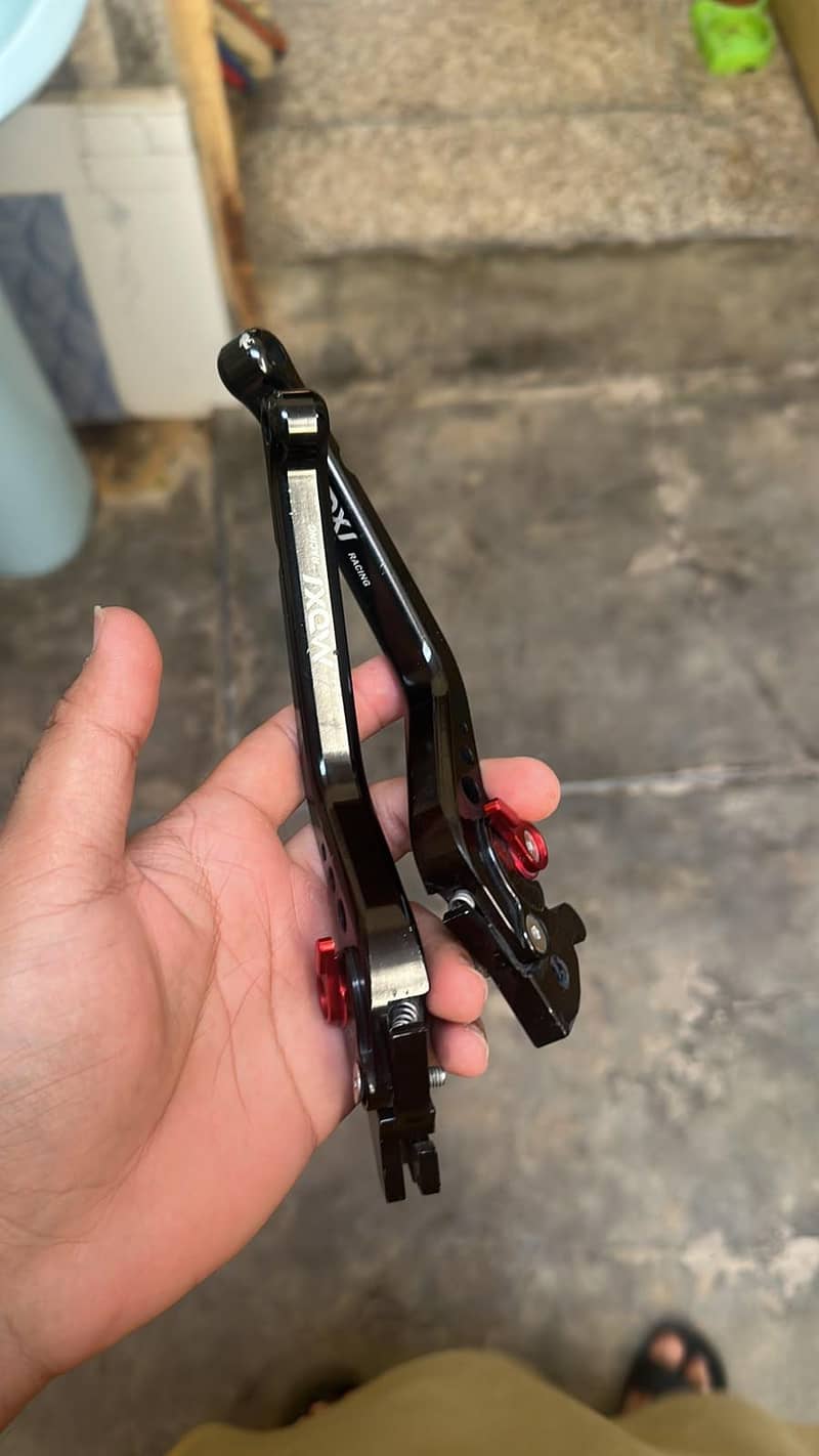 moxi levers 0