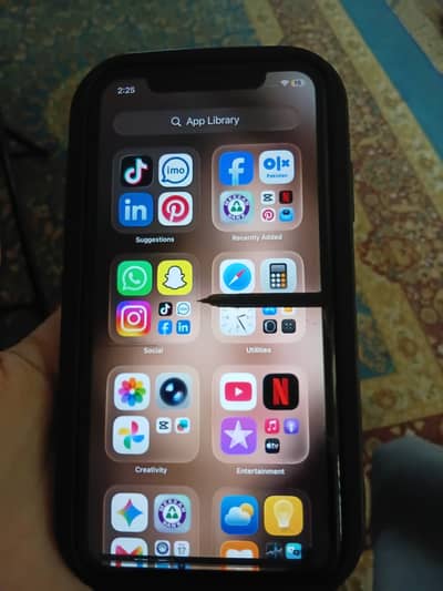 Apple iPhone 11