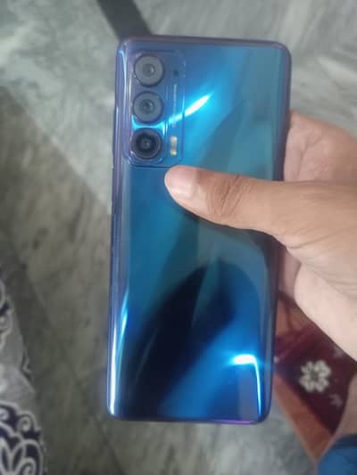 Moto Edge 2021 8/256 non pta sim time avail <5 month used