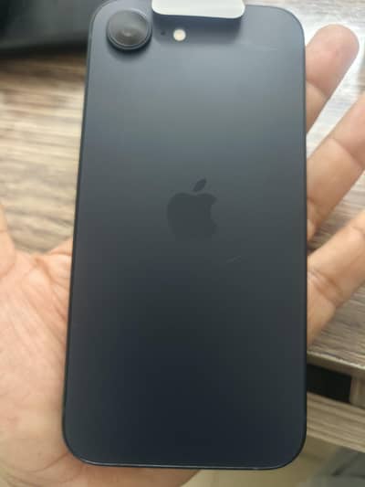 Apple iPhone 17e