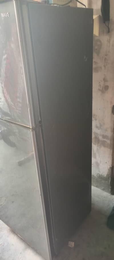 waves refrigerator