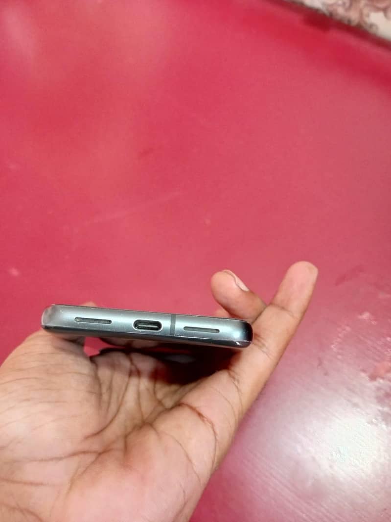 Google Pixel 8 1