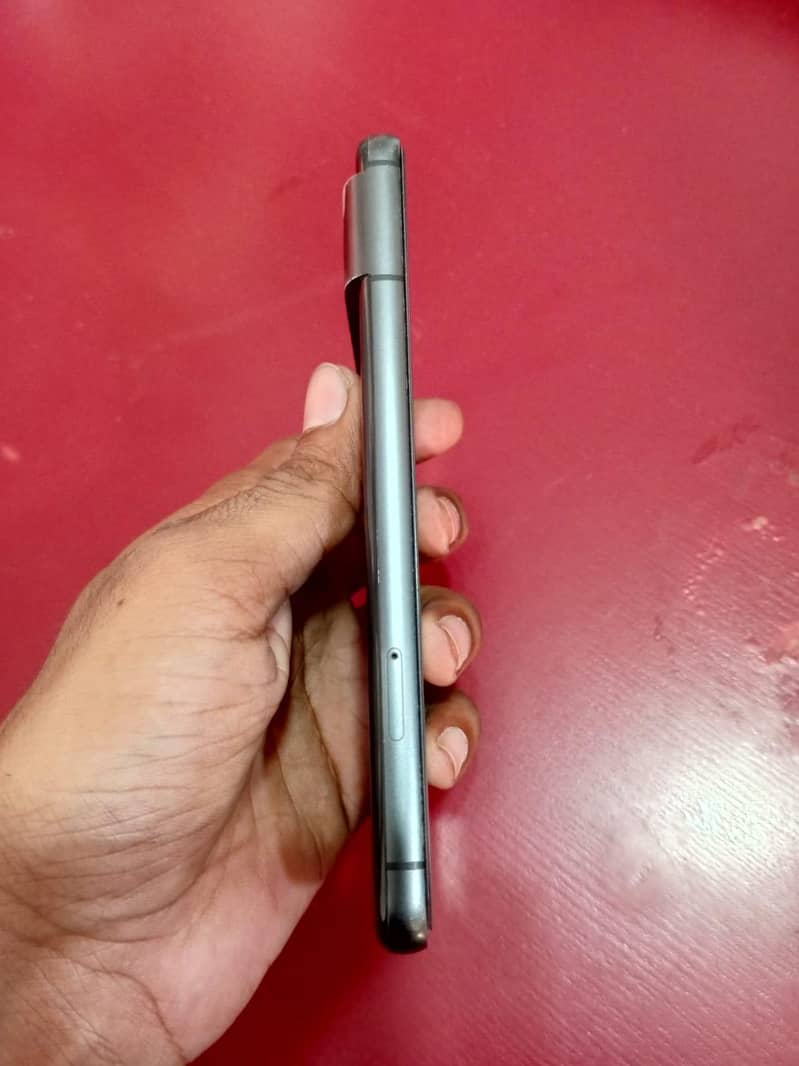Google Pixel 8 2